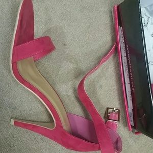 $10 Ashley stewart Pink heels